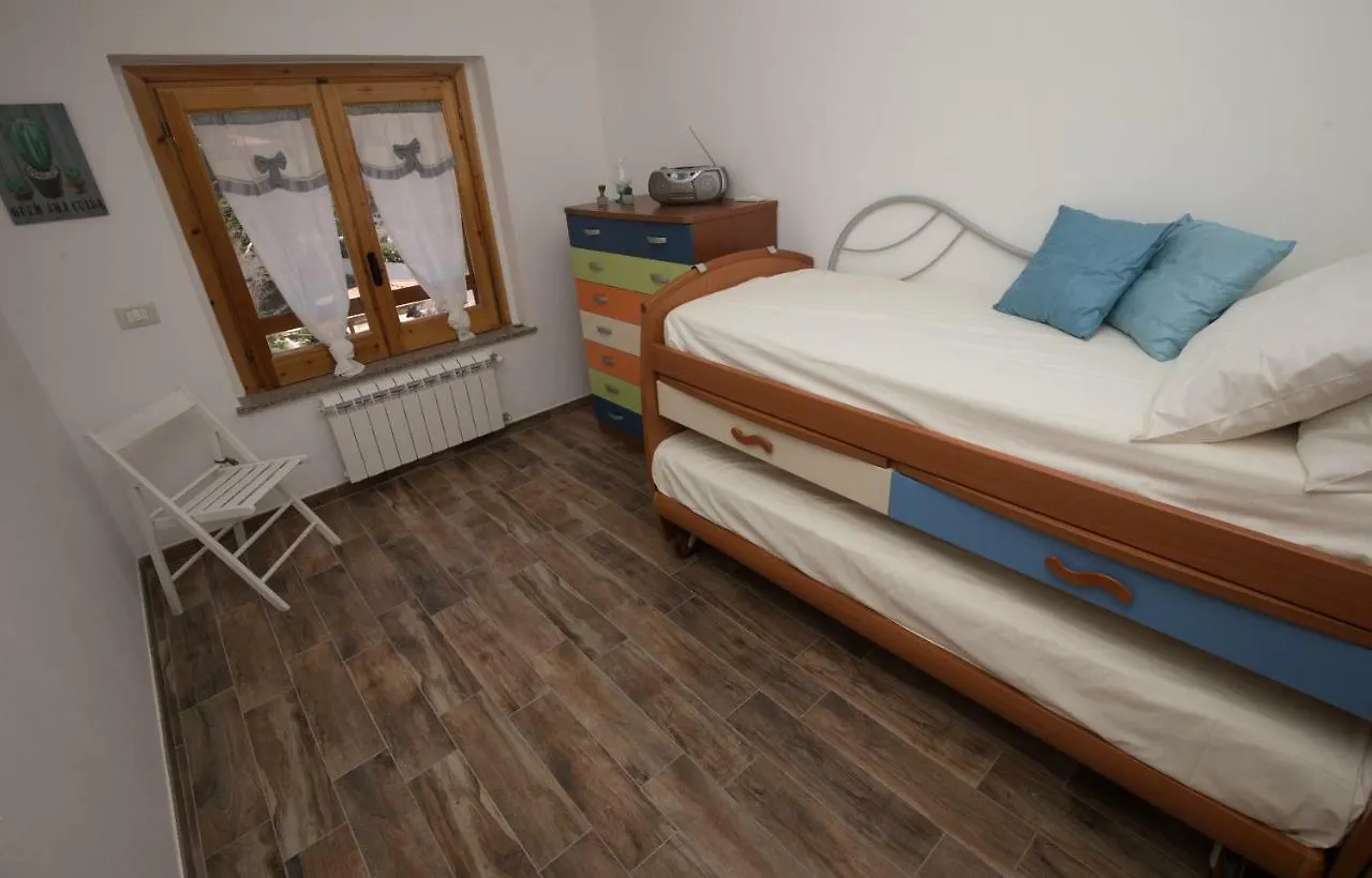Apartamento Blue House By Perry-Holiday Gioiosa Marea Italia