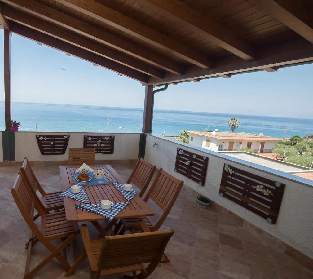 Blue House By Perry-Holiday Gioiosa Marea Apartamento